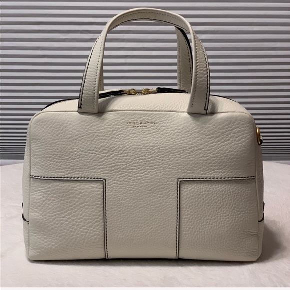 Tory Burch Handbags - NEW TORY Burch white Block T- leather satchel bag